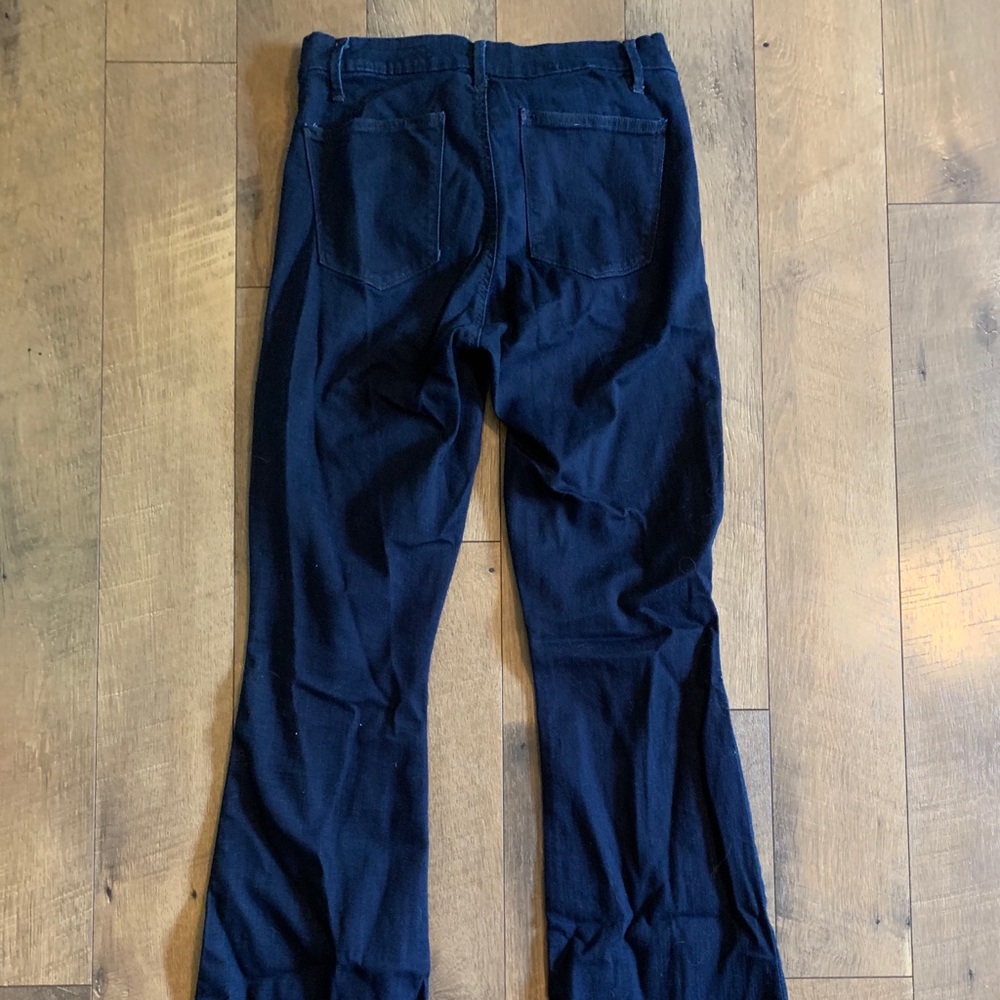 GAP// Women’s Flare Jeans// 31